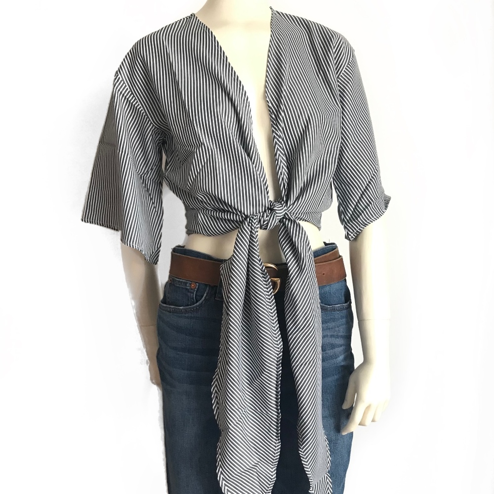 Deep V Tie Front Striped Top S/M/L - Picture 3 of 8
